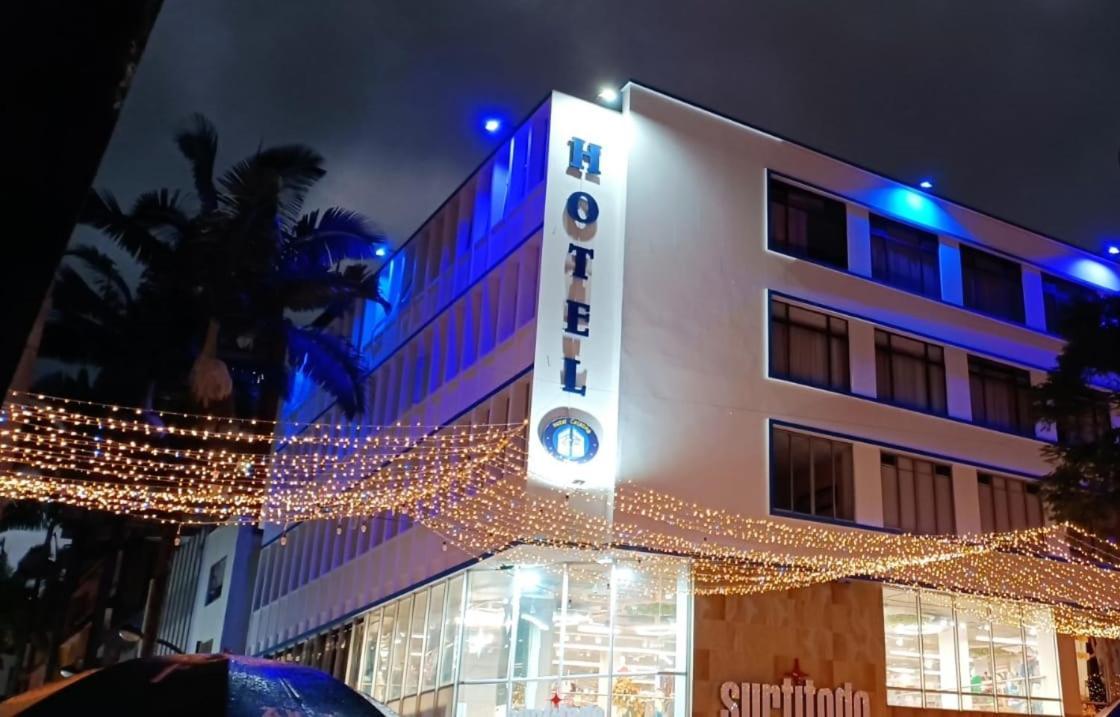 Hotel Catalina Plaza Pereira Ngoại thất bức ảnh